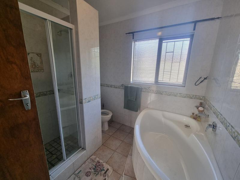 3 Bedroom Property for Sale in Tygerdal Western Cape